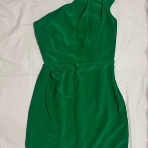 Elegant Green One-Shoulder Dress